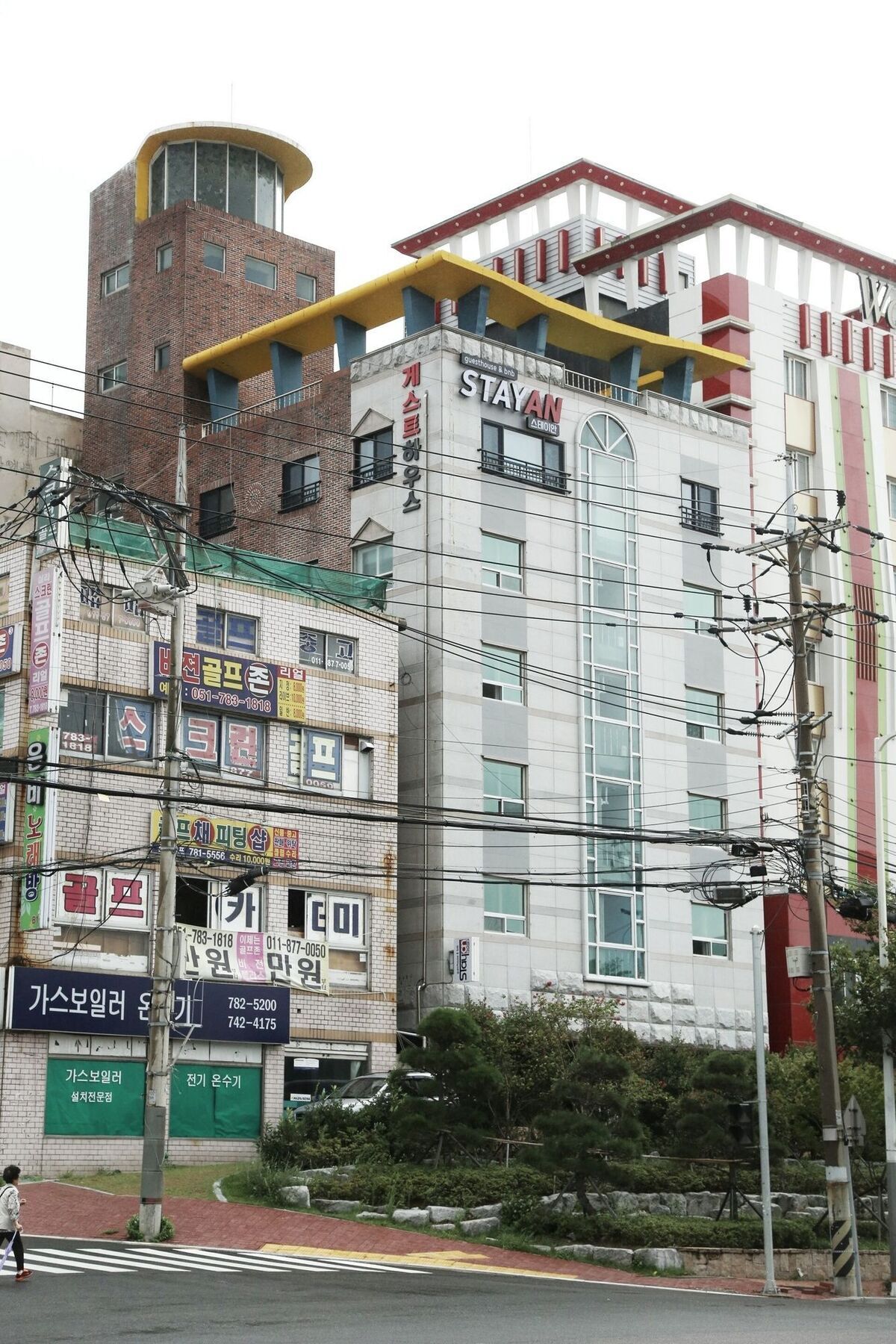 Stayan Guesthouse And Bnb Busan Esterno foto